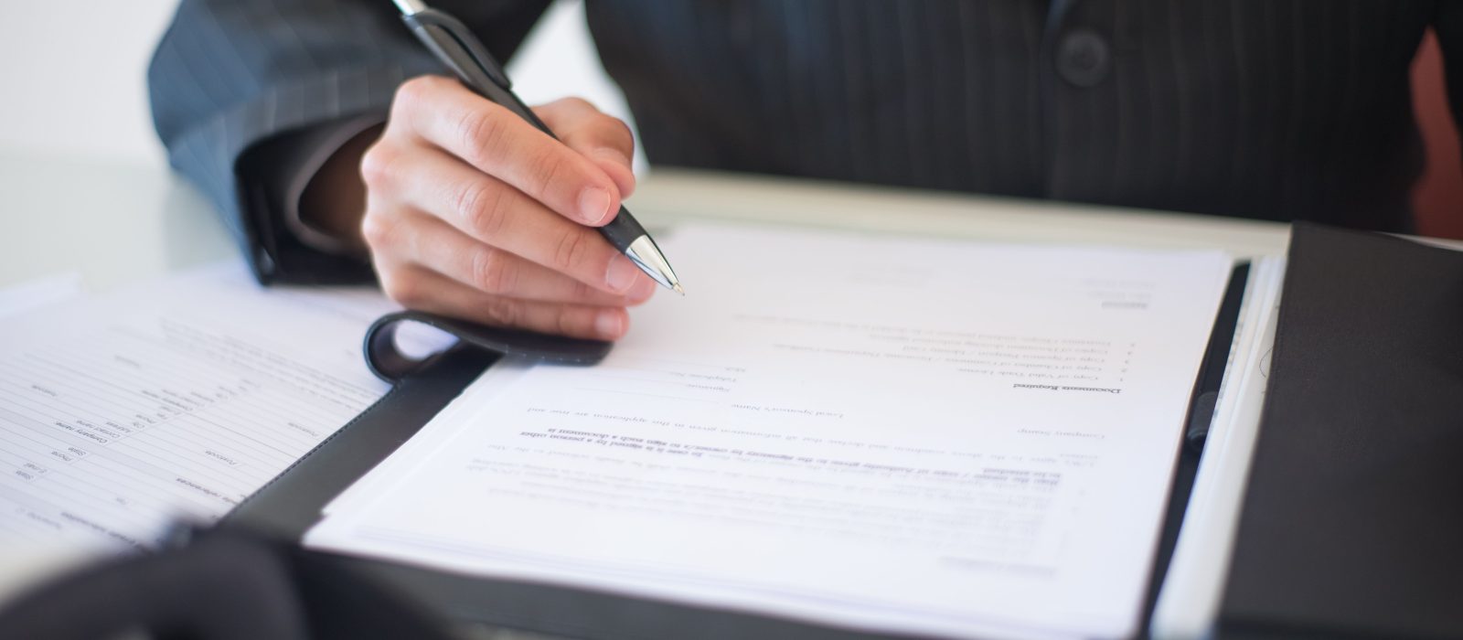 Combien de CDD peux-tu signer avant un CDI obligatoire ?