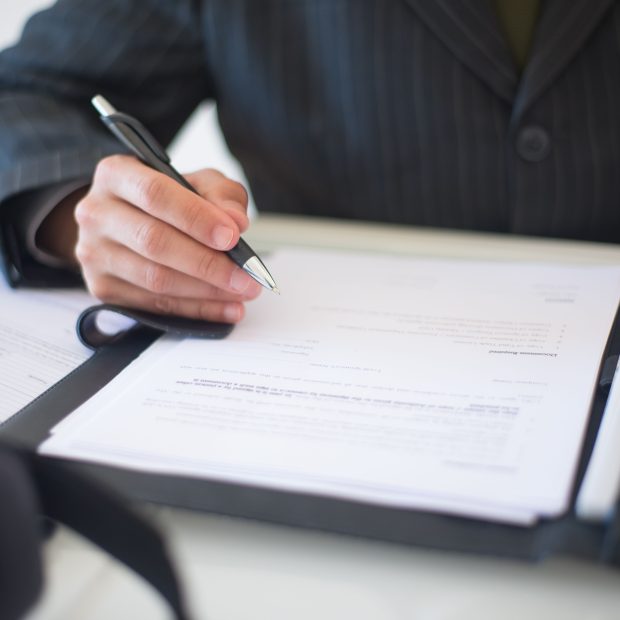 Combien de CDD peux-tu signer avant un CDI obligatoire ?