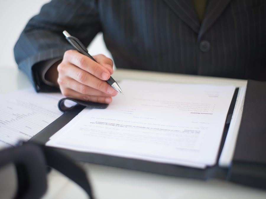 Combien de CDD peux-tu signer avant un CDI obligatoire ?